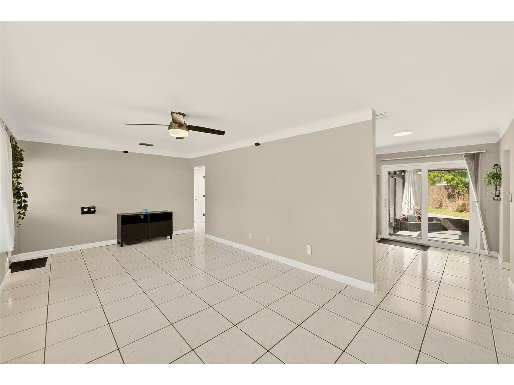 1026 Meadowlawn Drive N Saint Petersburg FL 33702 TB8492404 image6