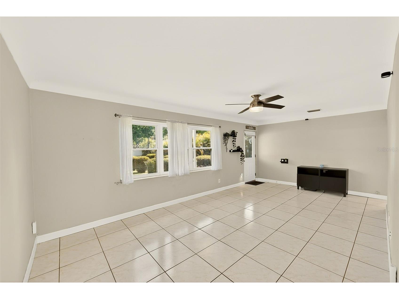 1026 Meadowlawn Drive N Saint Petersburg FL 33702 TB8492404 image7