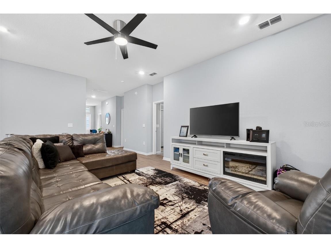 1026 Montgomery Lane Polk City FL 33868 P4936511 image10