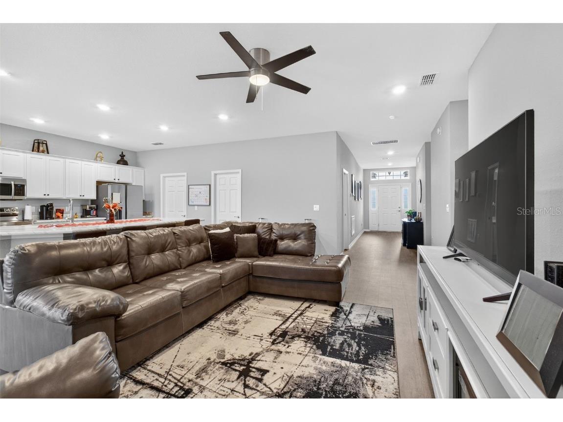 1026 Montgomery Lane Polk City FL 33868 P4936511 image3