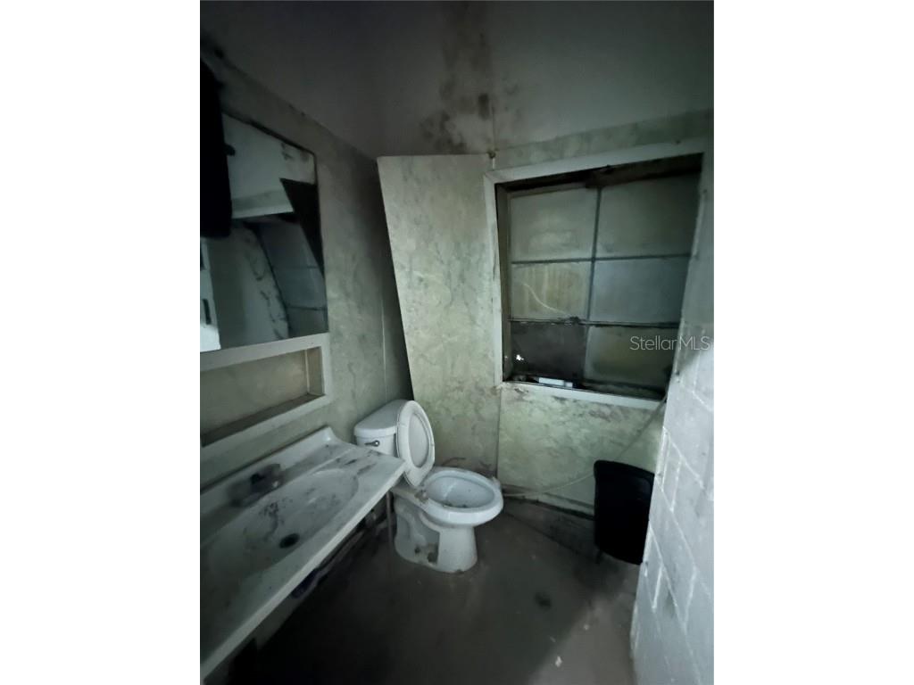 1026 W Central Boulevard Orlando FL 32805 O6362395 image7