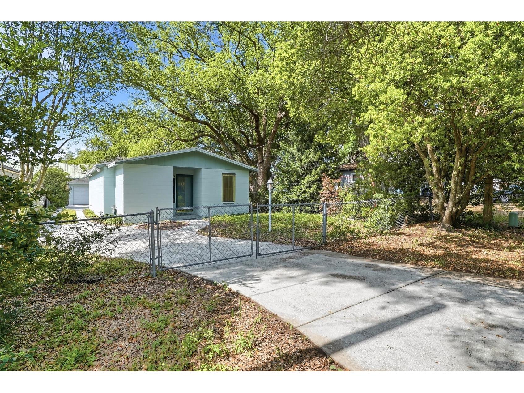 1026 W Rambla Street Tampa FL 33612 TB8506402 image16