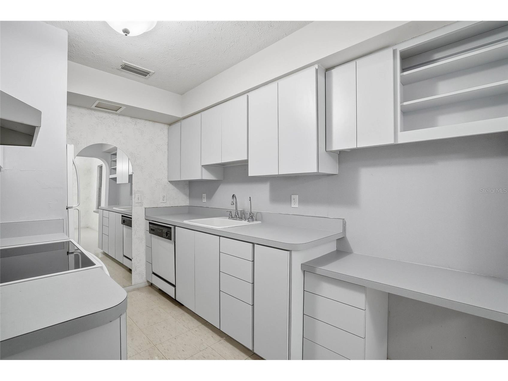 1026 W Rambla Street Tampa FL 33612 TB8506402 image24