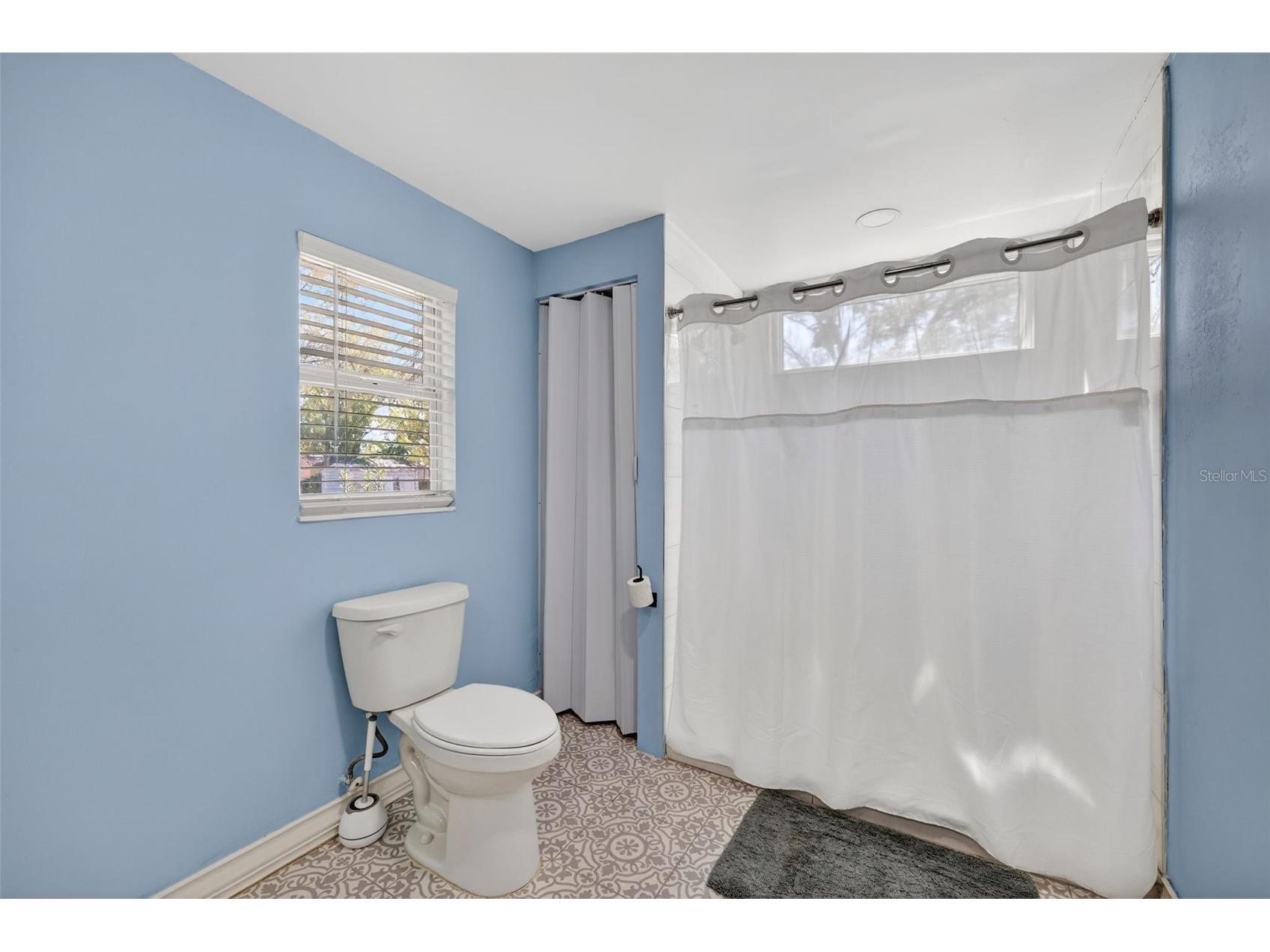 10262 Memorial Highway Tampa FL 33615 TB8484255 image13