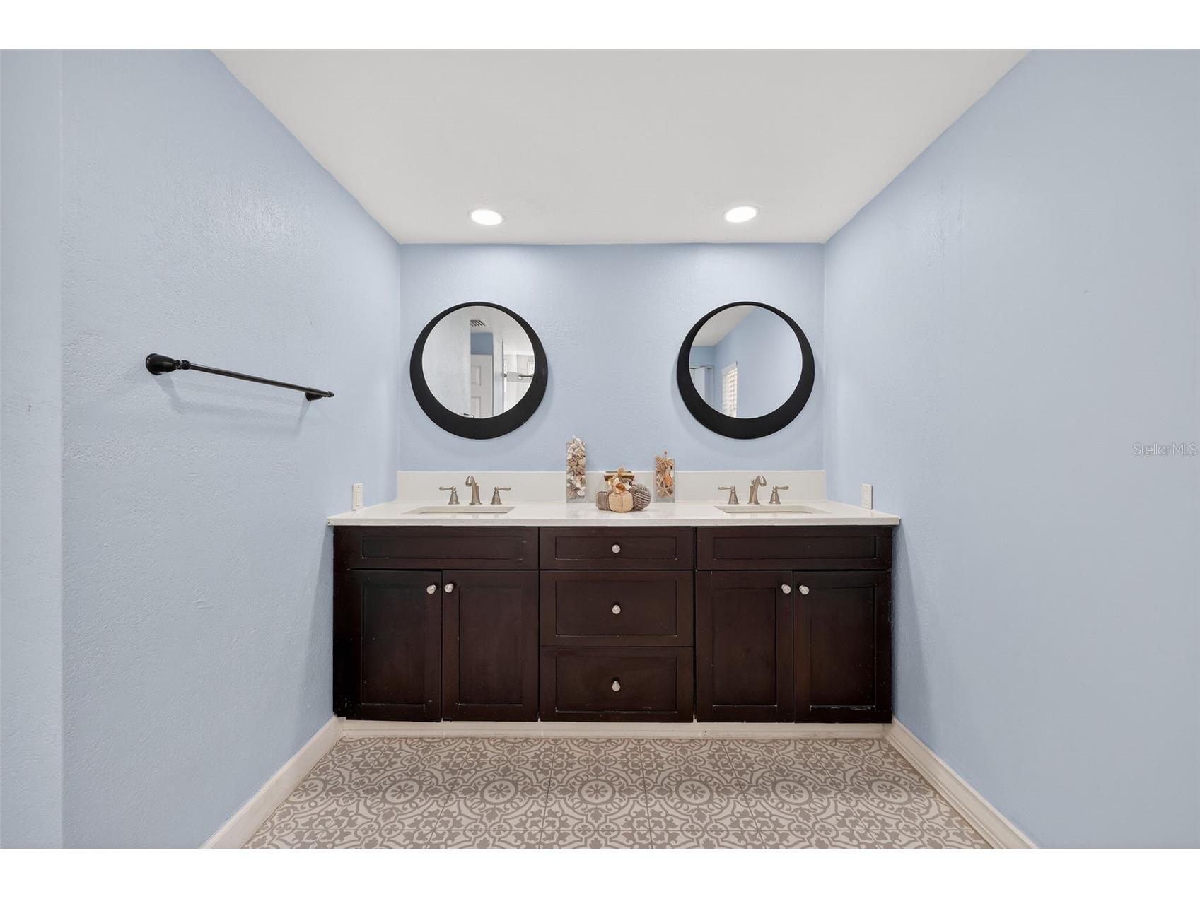 10262 Memorial Highway Tampa FL 33615 TB8484255 image14