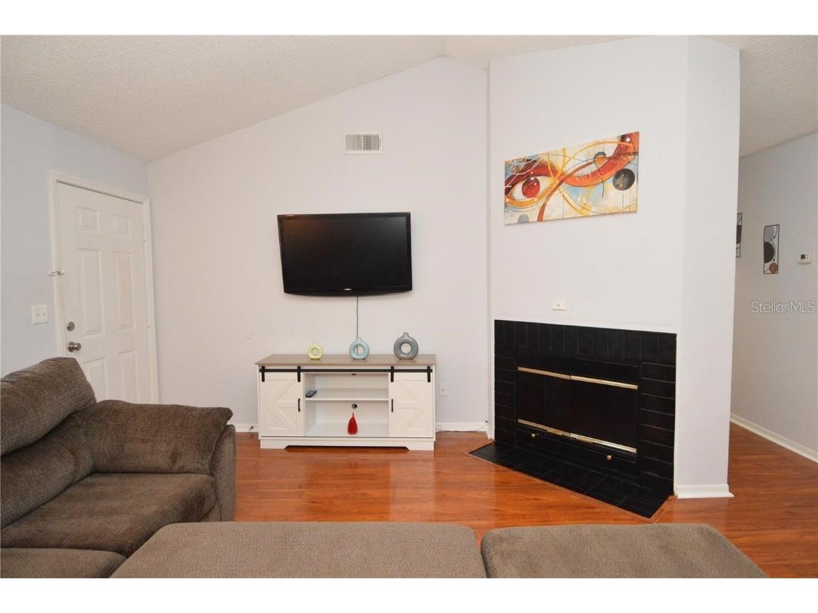 10263 Gandy Boulevard N #108(FURNISHED) Saint Petersburg FL 33702 TB8444950 image16