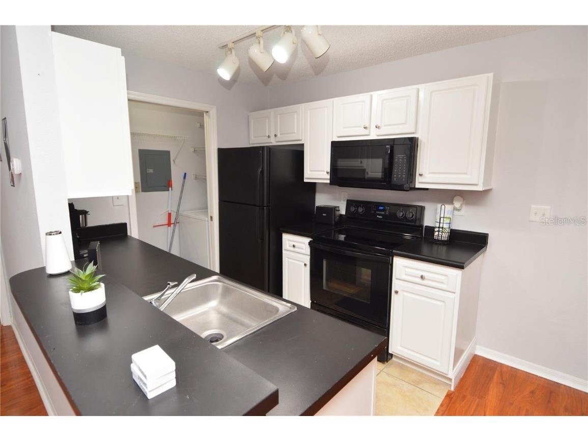 10263 Gandy Boulevard N #108(FURNISHED) Saint Petersburg FL 33702 TB8444950 image6