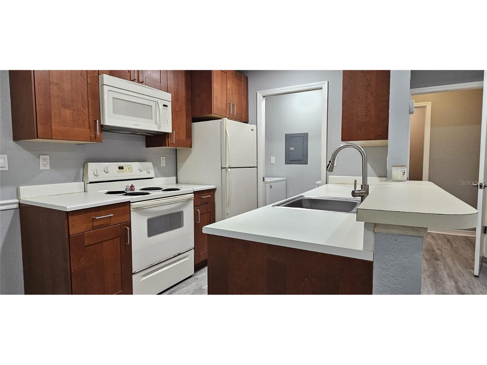 10263 Gandy Boulevard N #2014 Saint Petersburg FL 33702 TB8452421 image9