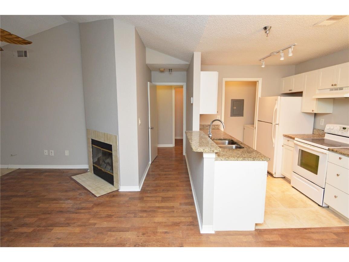 10263 Gandy Boulevard N #2016 Saint Petersburg FL 33702 TB8441625 image15