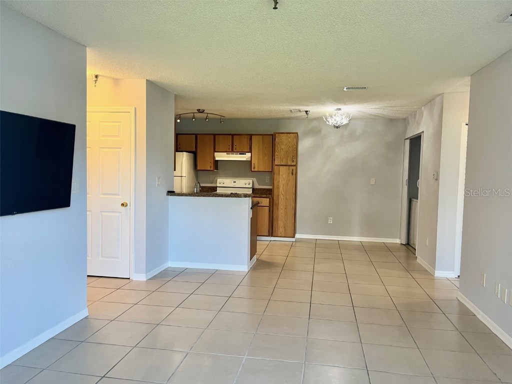 10263 Gandy Boulevard N #207 Saint Petersburg FL 33702 TB8434115 image2
