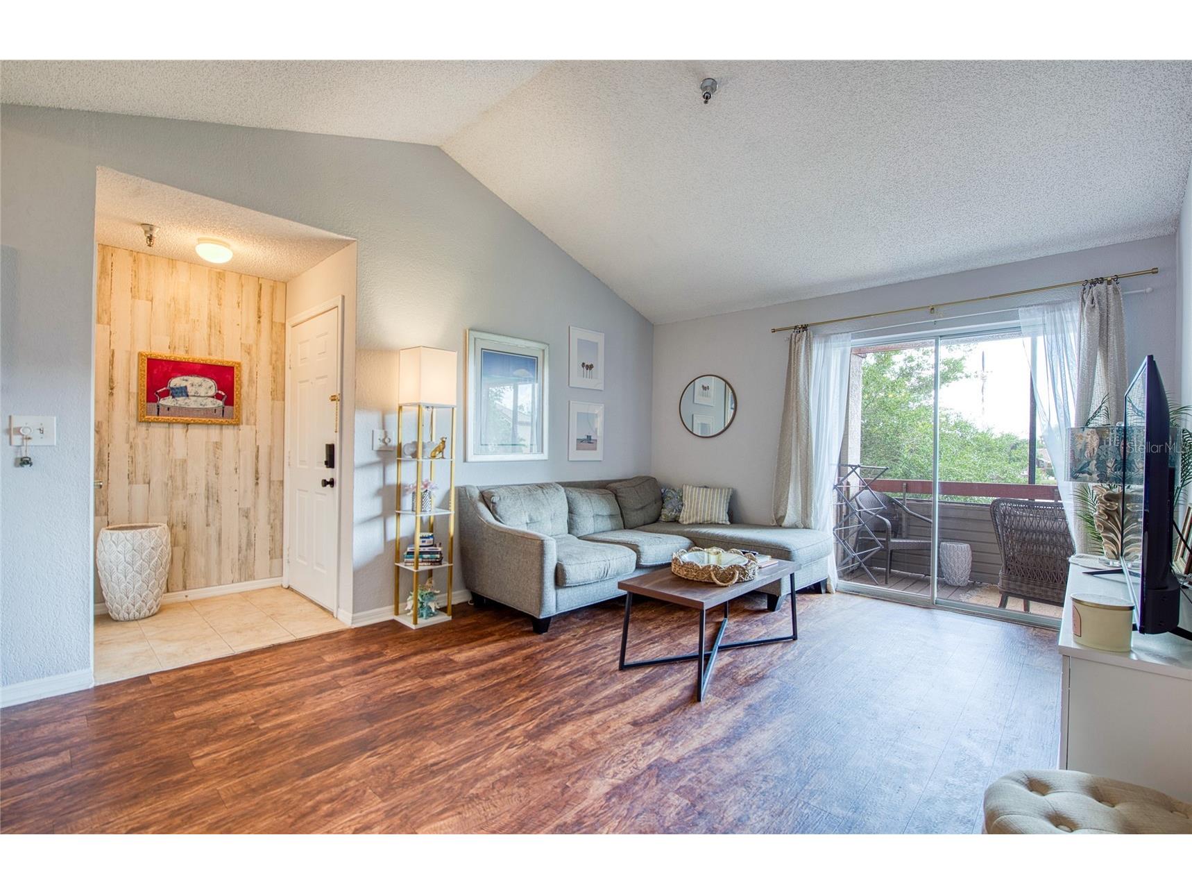 10263 Gandy Boulevard N #2110 Saint Petersburg FL 33702 TB8504798 image10