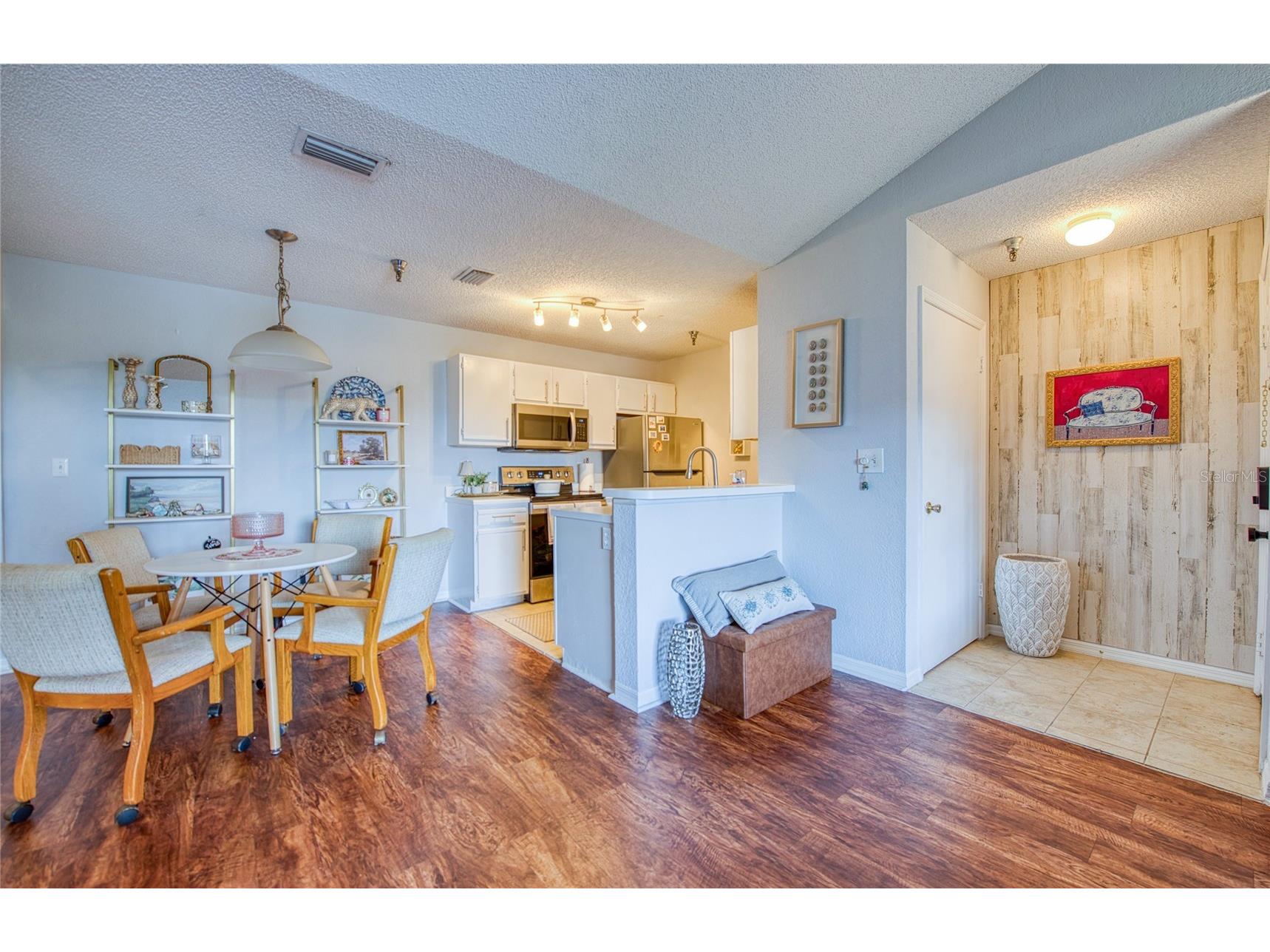 10263 Gandy Boulevard N #2110 Saint Petersburg FL 33702 TB8504798 image5