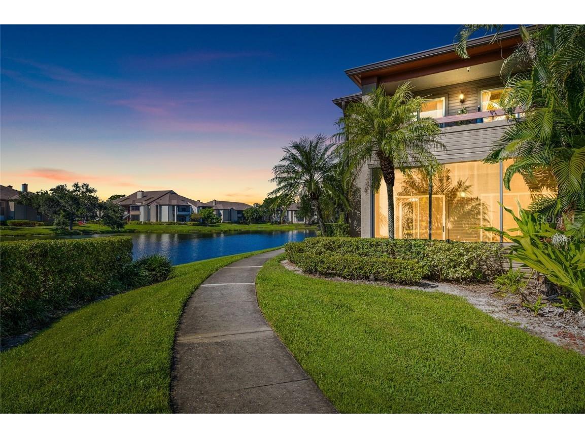 10263 Gandy Boulevard N #213 Saint Petersburg FL 33702 TB8440357 image1