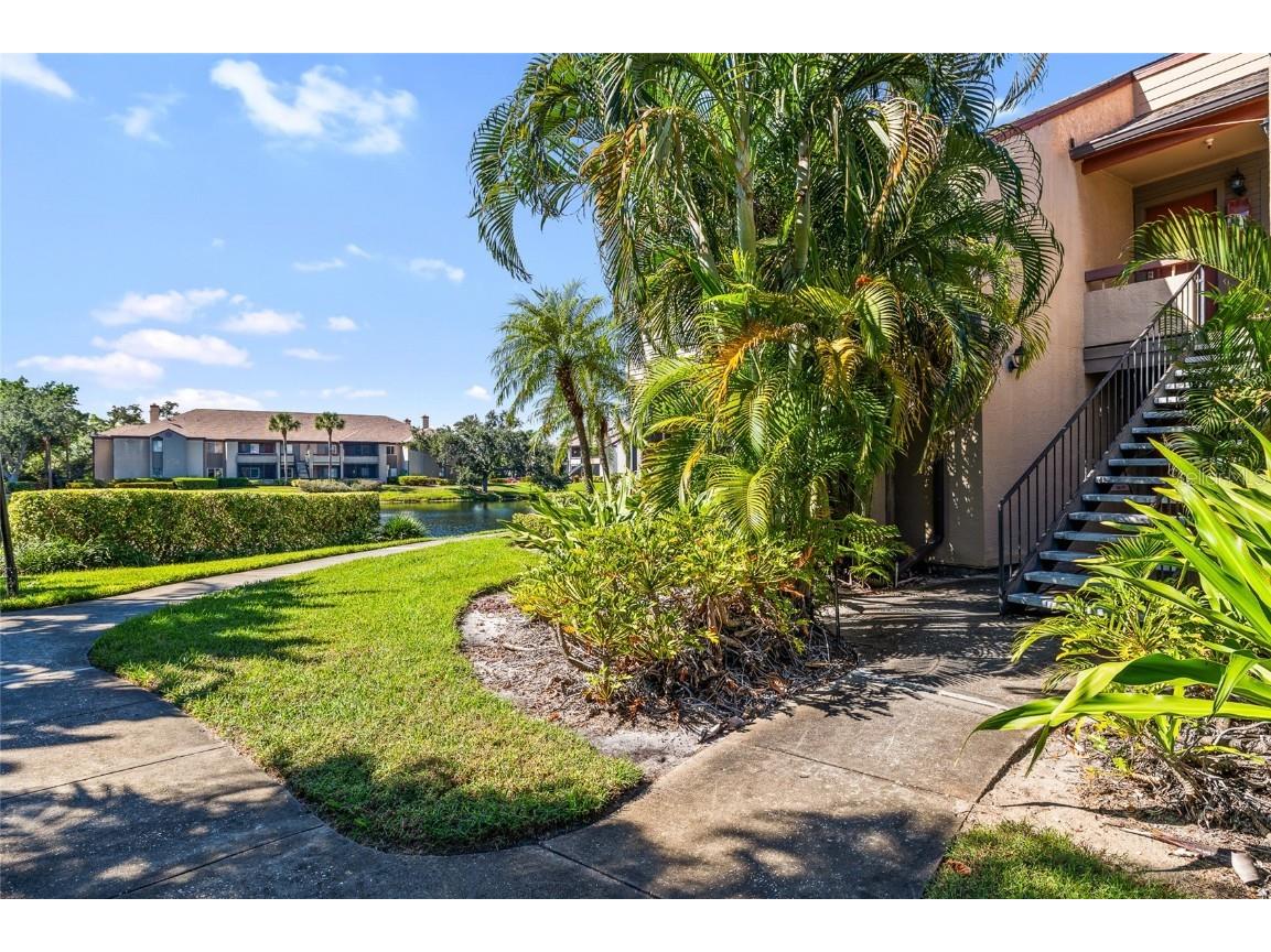 10263 Gandy Boulevard N #213 Saint Petersburg FL 33702 TB8440357 image3