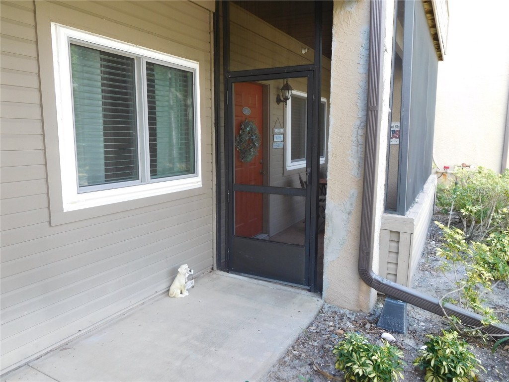 10263 Gandy Boulevard N #2403 Saint Petersburg FL 33702 U8202149 image1