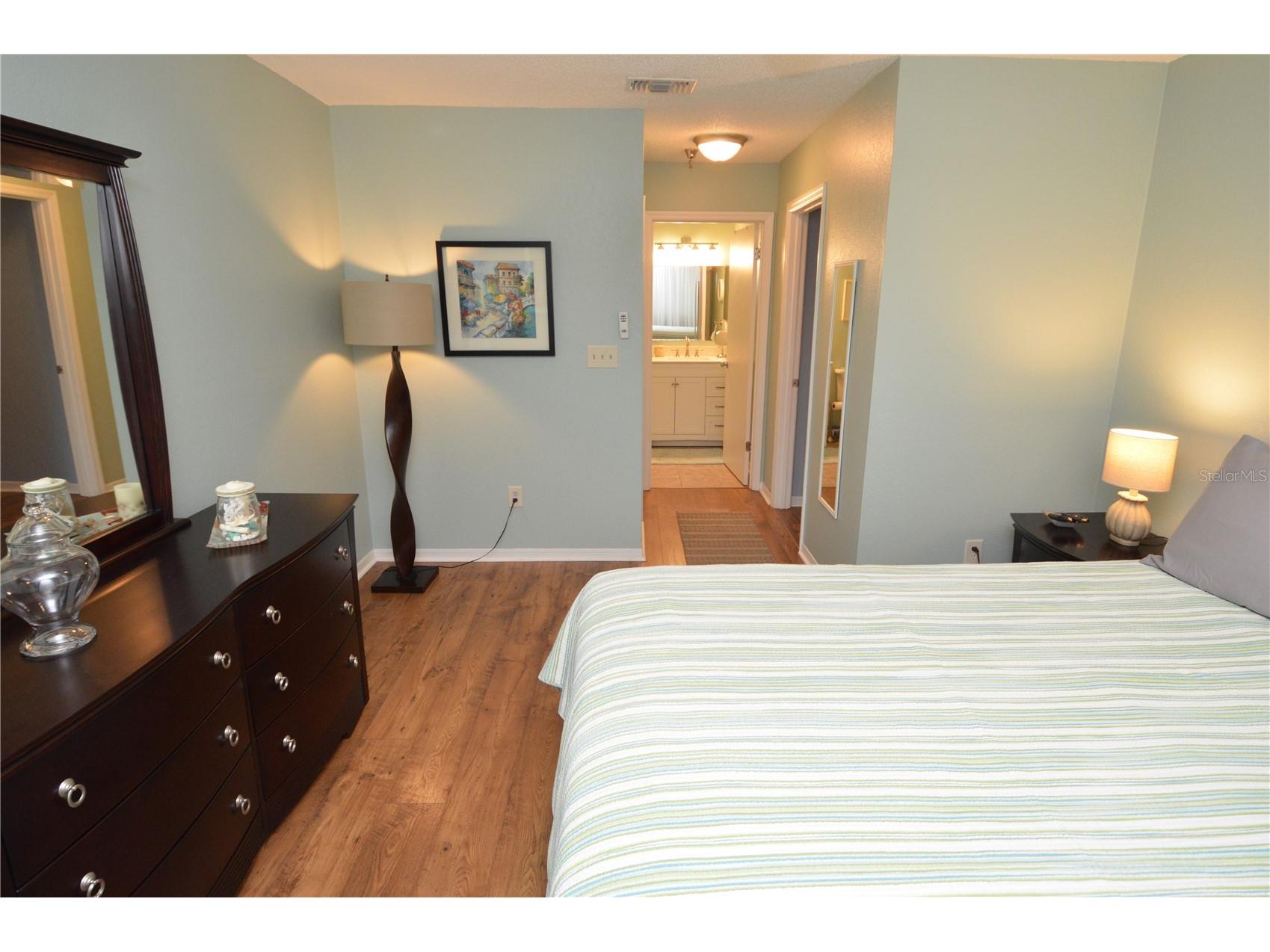 10263 Gandy Boulevard N #2403 Saint Petersburg FL 33702 TB8506660 image39