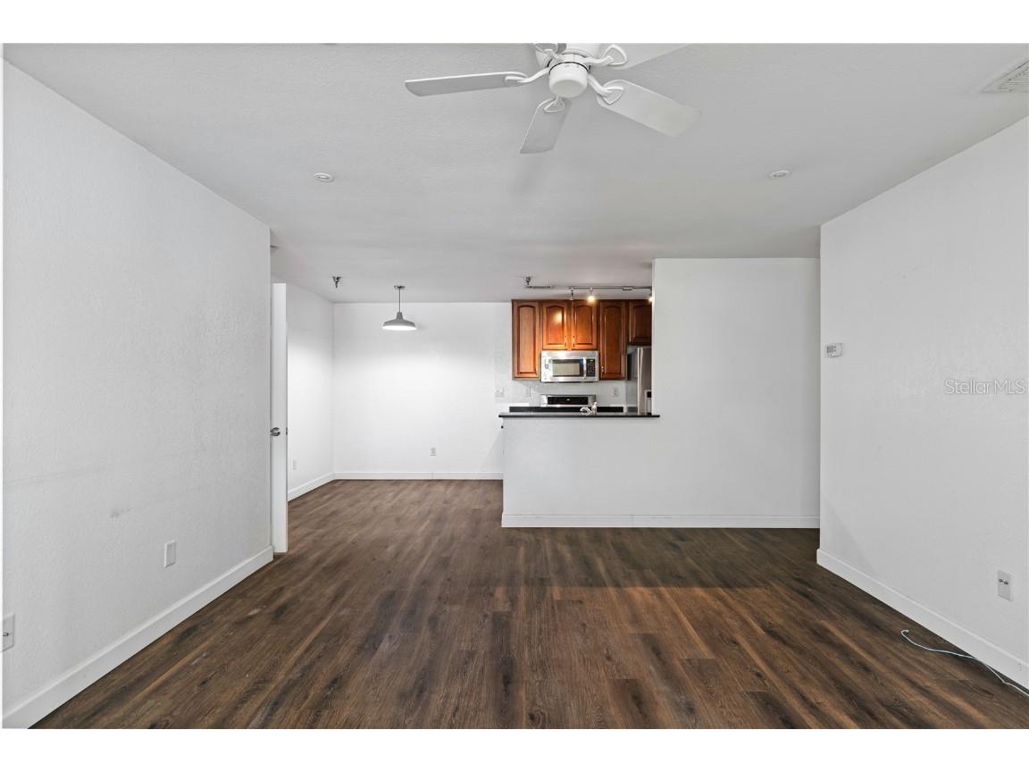 10263 Gandy Boulevard N #2405 Saint Petersburg FL 33702 TB8409334 image6