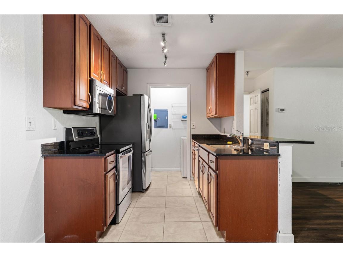 10263 Gandy Boulevard N #2405 Saint Petersburg FL 33702 TB8409334 image8