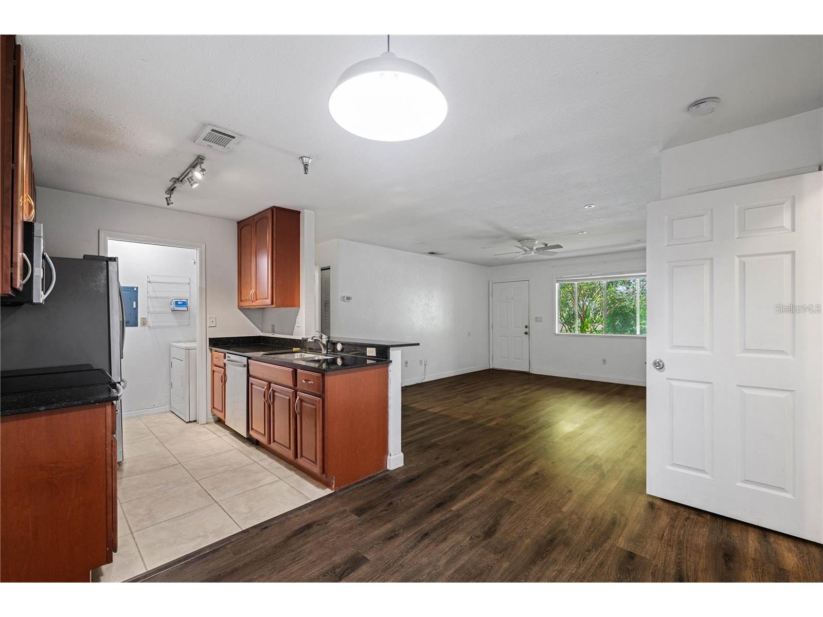 10263 Gandy Boulevard N #2405 Saint Petersburg FL 33702 TB8481920 image5