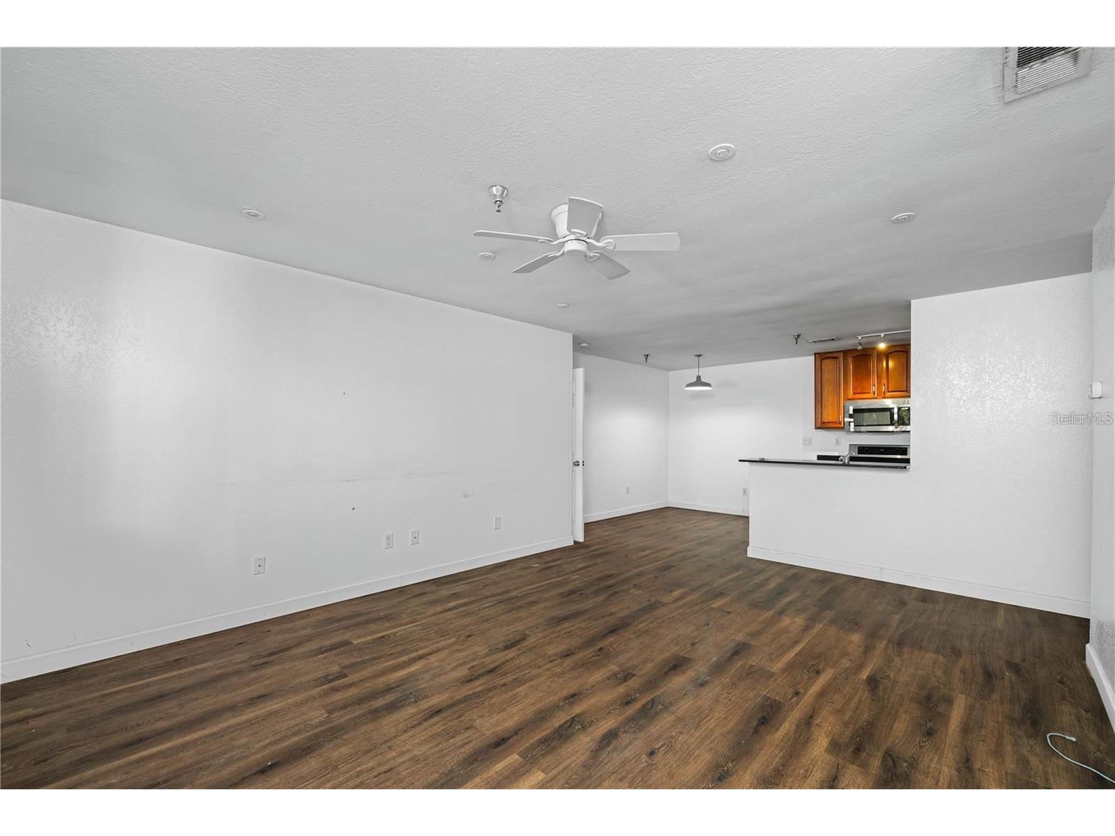 10263 Gandy Boulevard N #2405 Saint Petersburg FL 33702 TB8481920 image8