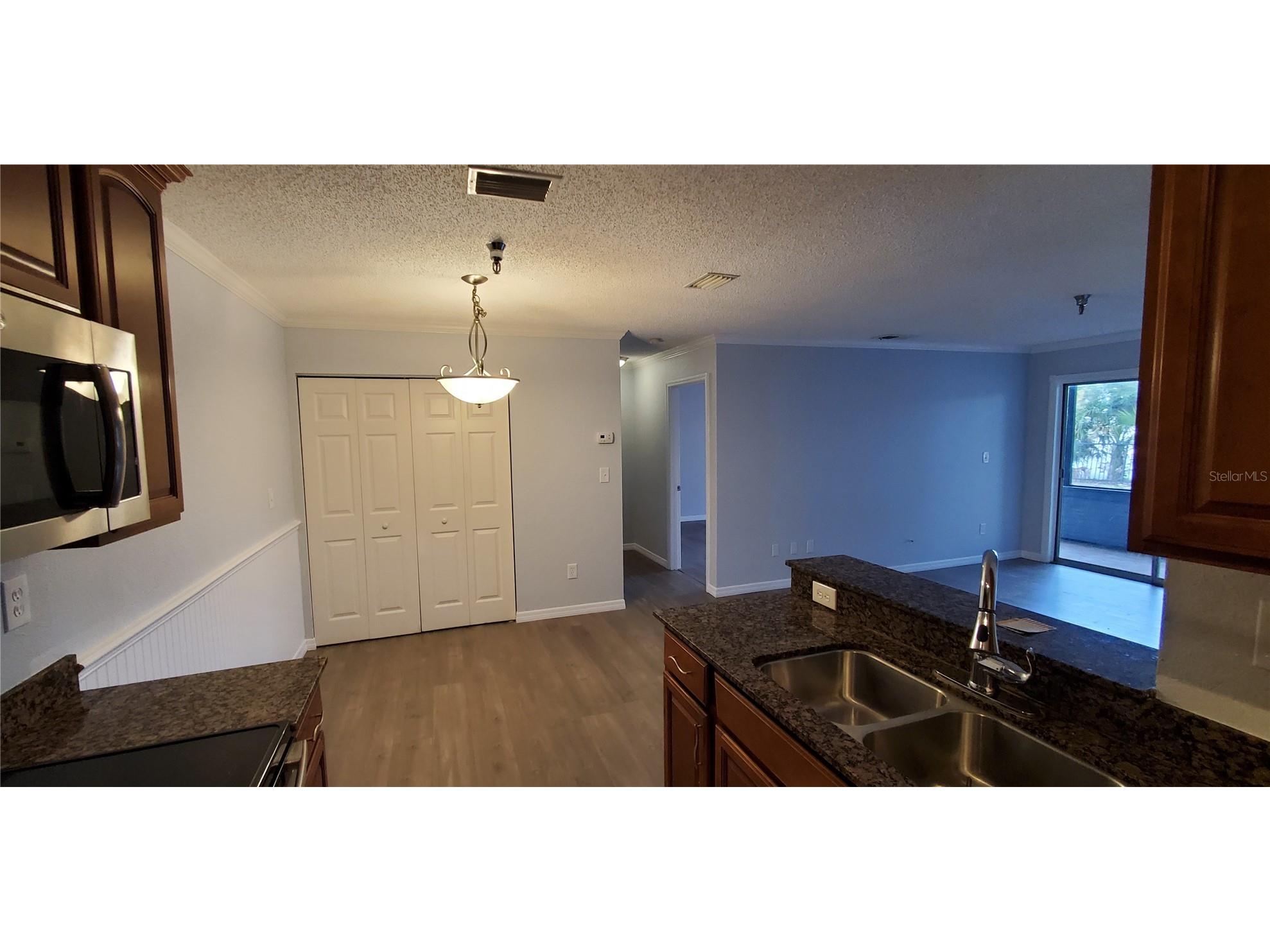 10263 Gandy Boulevard N #403 Saint Petersburg FL 33702 TB8512921 image6
