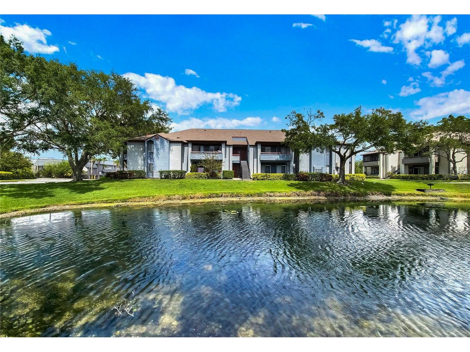 10263 Gandy Boulevard N #405 Saint Petersburg FL 33702 TB8476955 image1