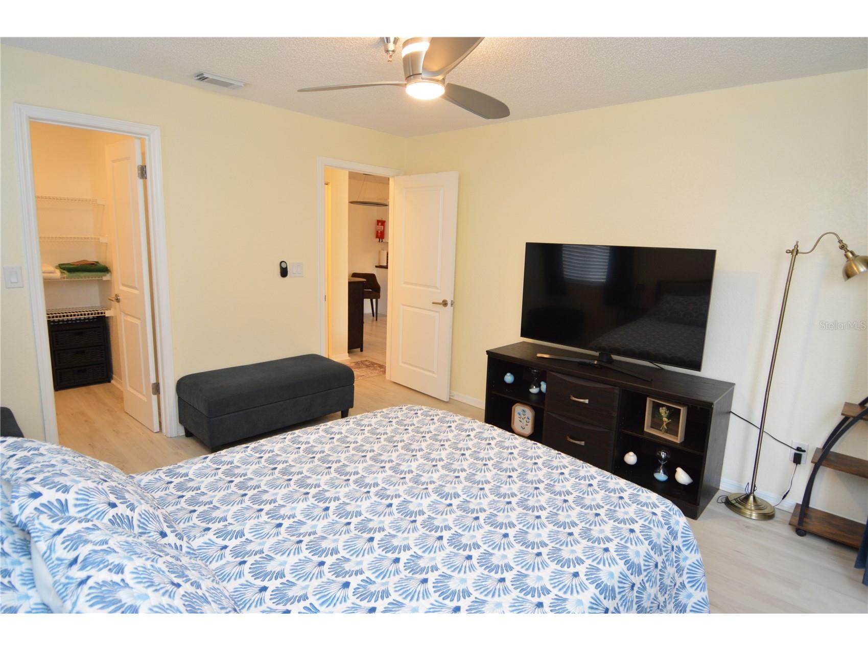10263 Gandy Boulevard N #414 Saint Petersburg FL 33702 TB8494987 image37
