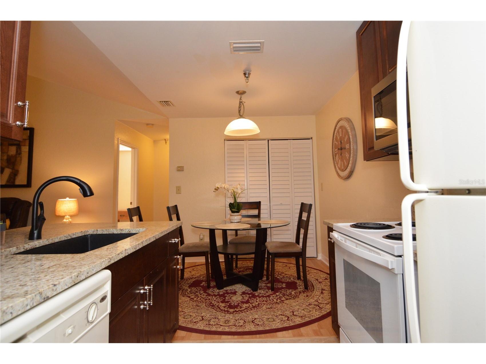 10263 Gandy Boulevard N #602 Saint Petersburg FL 33702 TB8477230 image8