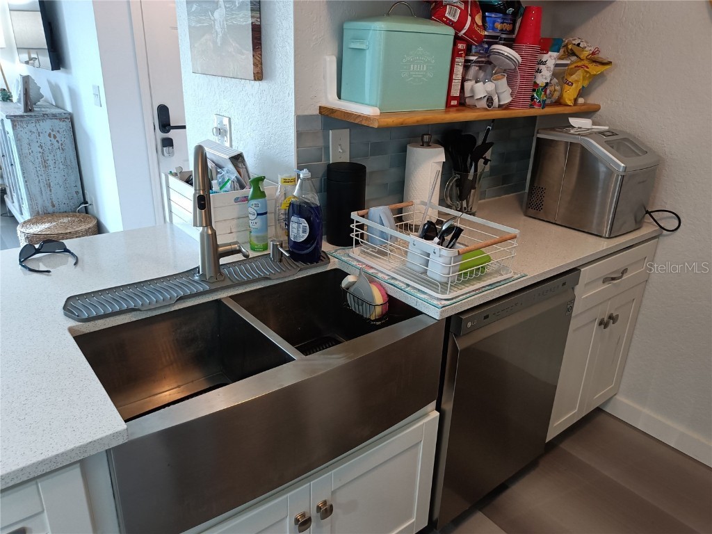 10263 Gandy Boulevard N #611 Saint Petersburg FL 33702 W7877451 image12