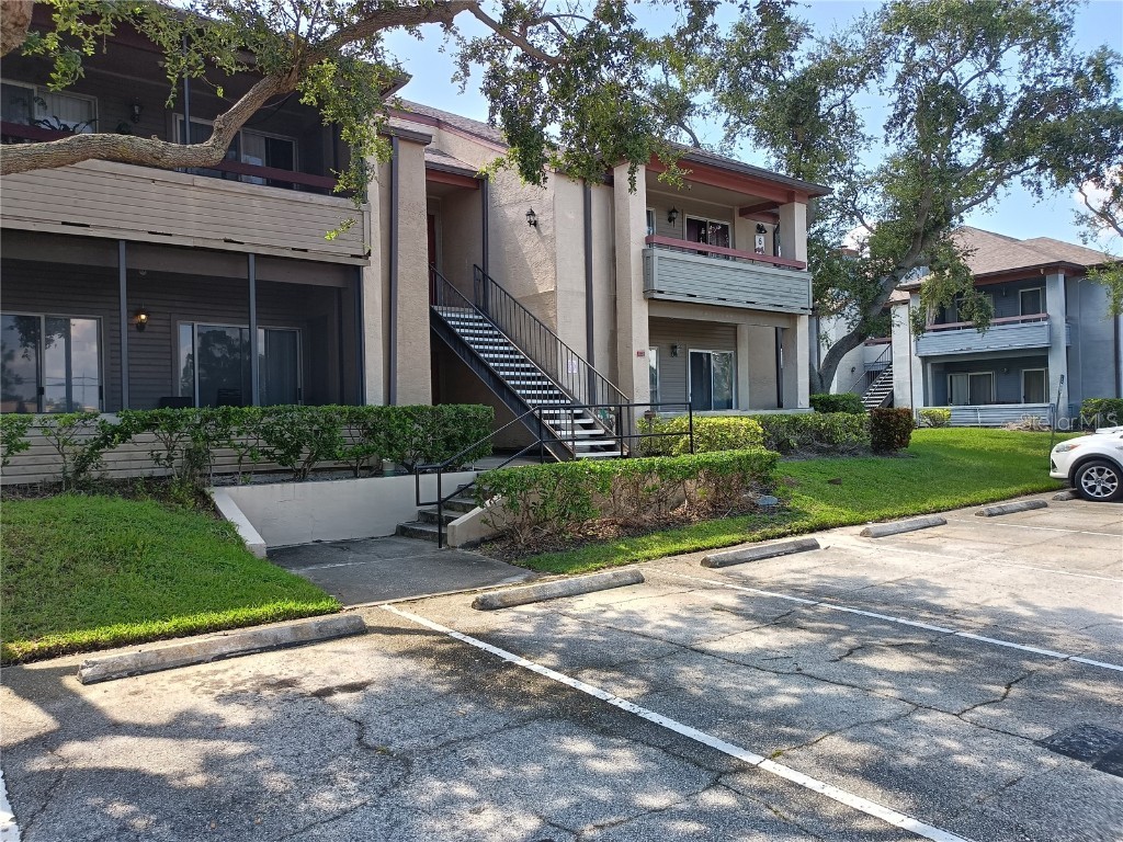 10263 Gandy Boulevard N #611 Saint Petersburg FL 33702 W7877451 image42