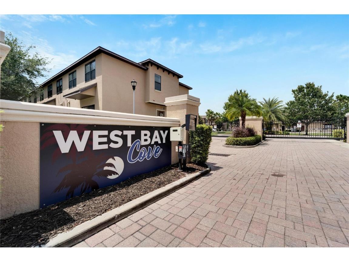 10263 Villa Palazzo Court Tampa FL 33615 T3449733 image1