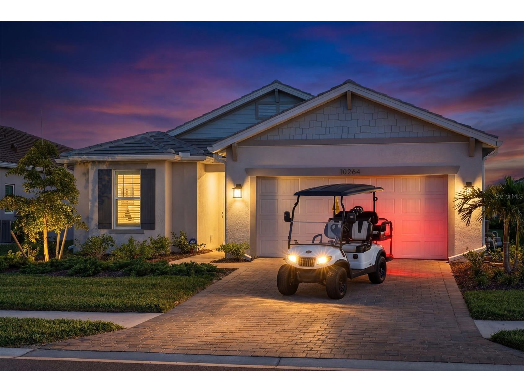10264 Beach Dune Drive Englewood FL 34223 A4690486 image1