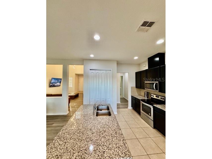 10264 Henbury Street Orlando FL 32832 O6359784 image14