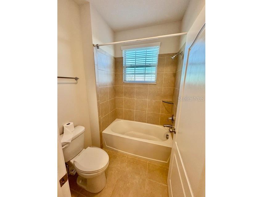 10264 Henbury Street Orlando FL 32832 O6359784 image32