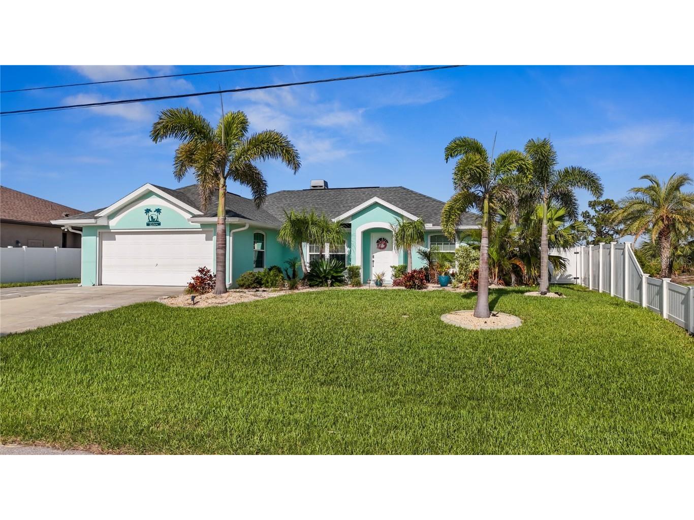 10264 Winnipeg Street Port Charlotte FL 33981 - FRUITPORT WATERWAY D6142435 image1