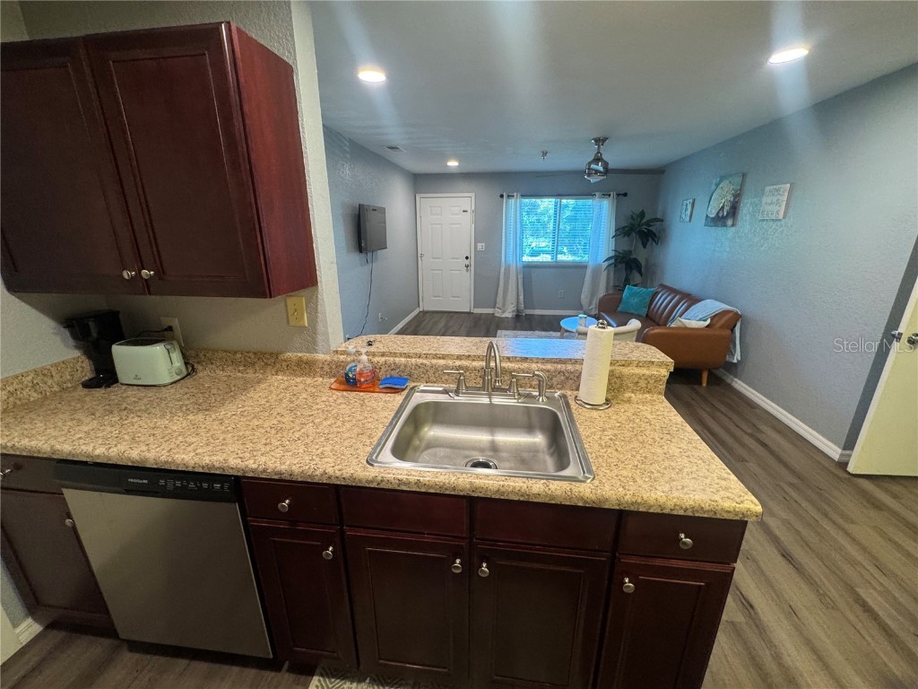 10265 Gandy Boulevard N #1001 Saint Petersburg FL 33702 TB8444966 image19