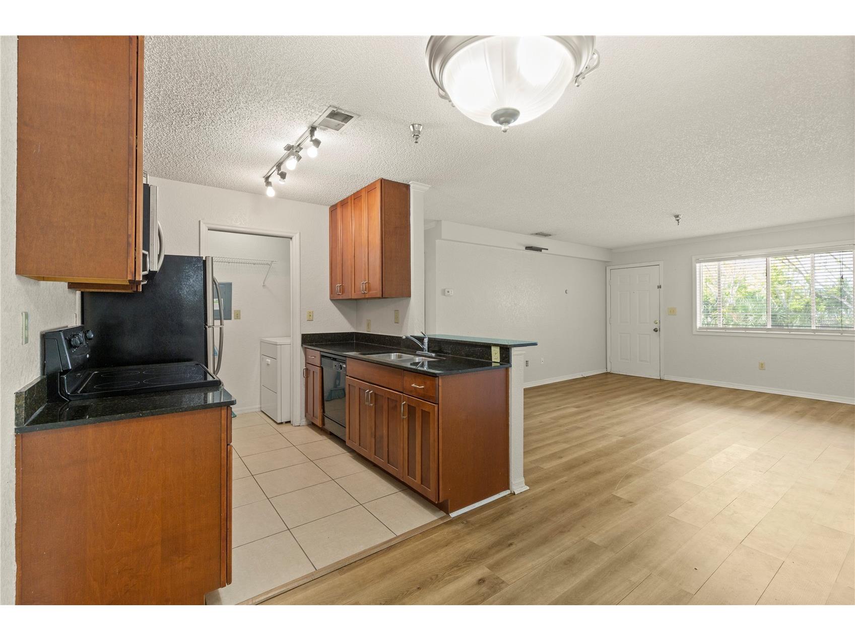 10265 Gandy Boulevard N #1401 Saint Petersburg FL 33702 A4686329 image11