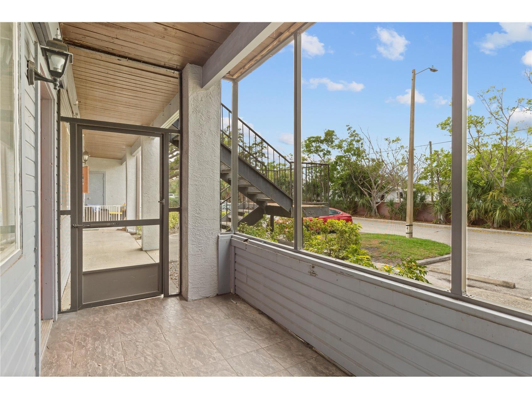 10265 Gandy Boulevard N #1401 Saint Petersburg FL 33702 A4686329 image4