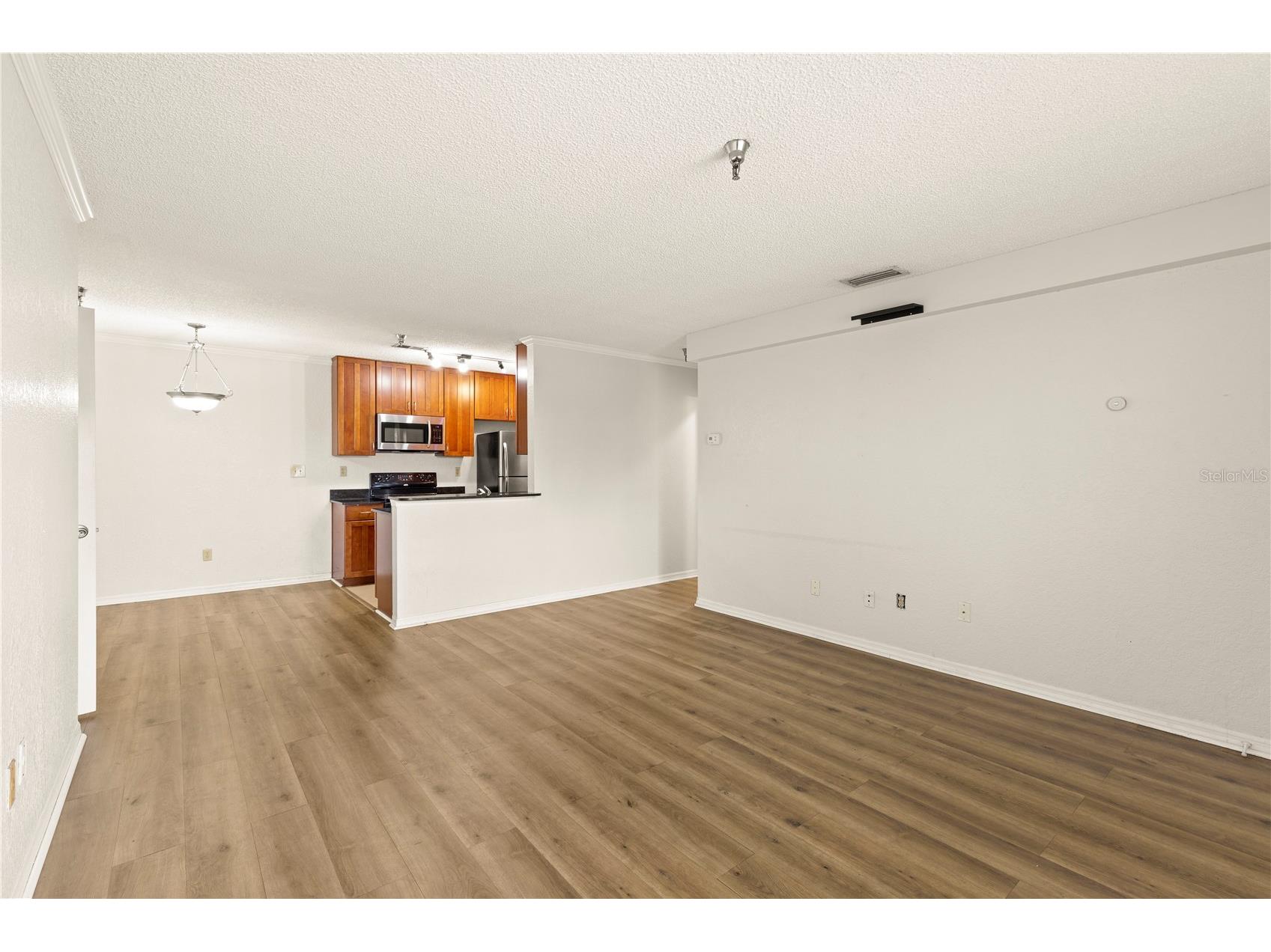 10265 Gandy Boulevard N #1401 Saint Petersburg FL 33702 A4686329 image6