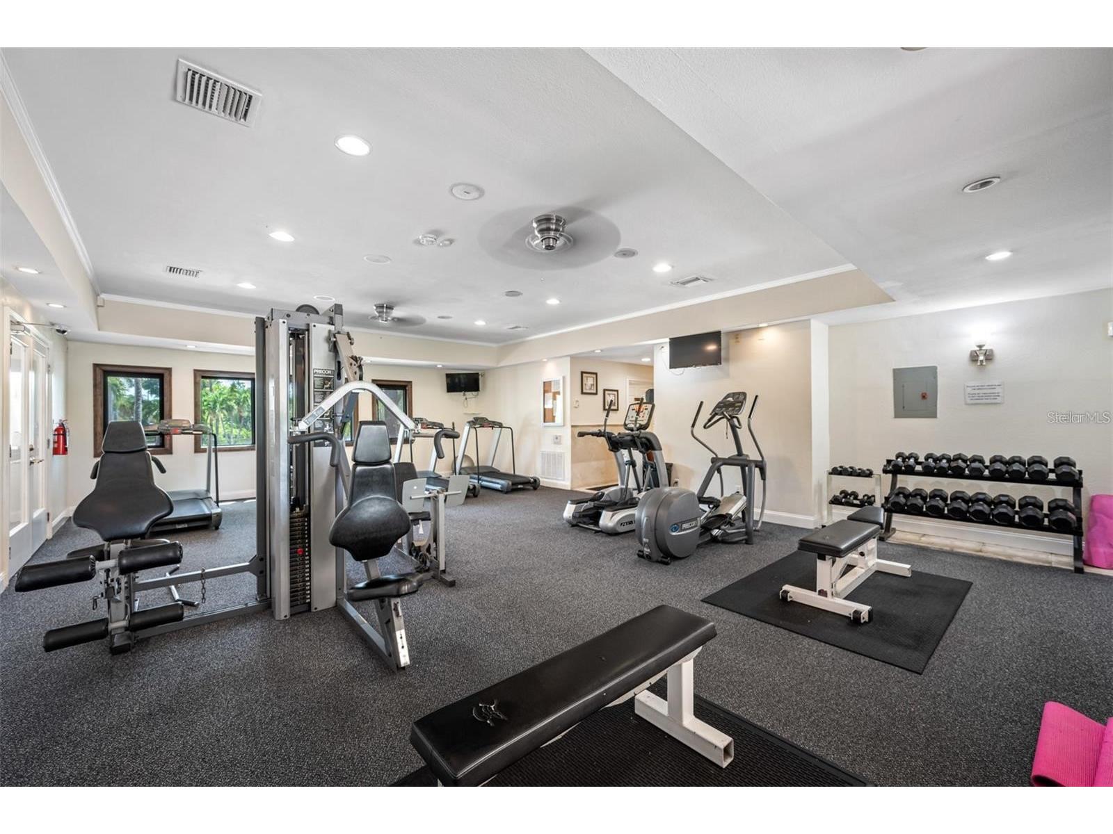 10265 Gandy Boulevard N #1405 Saint Petersburg FL 33702 TB8478115 image76