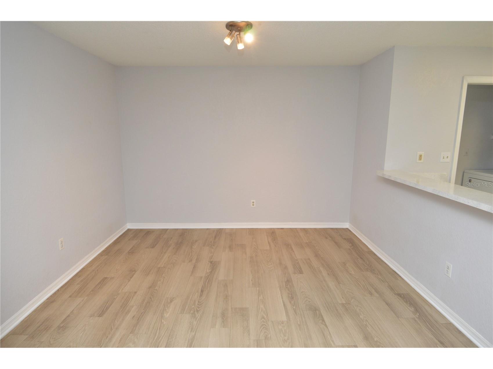 10265 Gandy Boulevard N #1511 Saint Petersburg FL 33702 TB8498967 image10