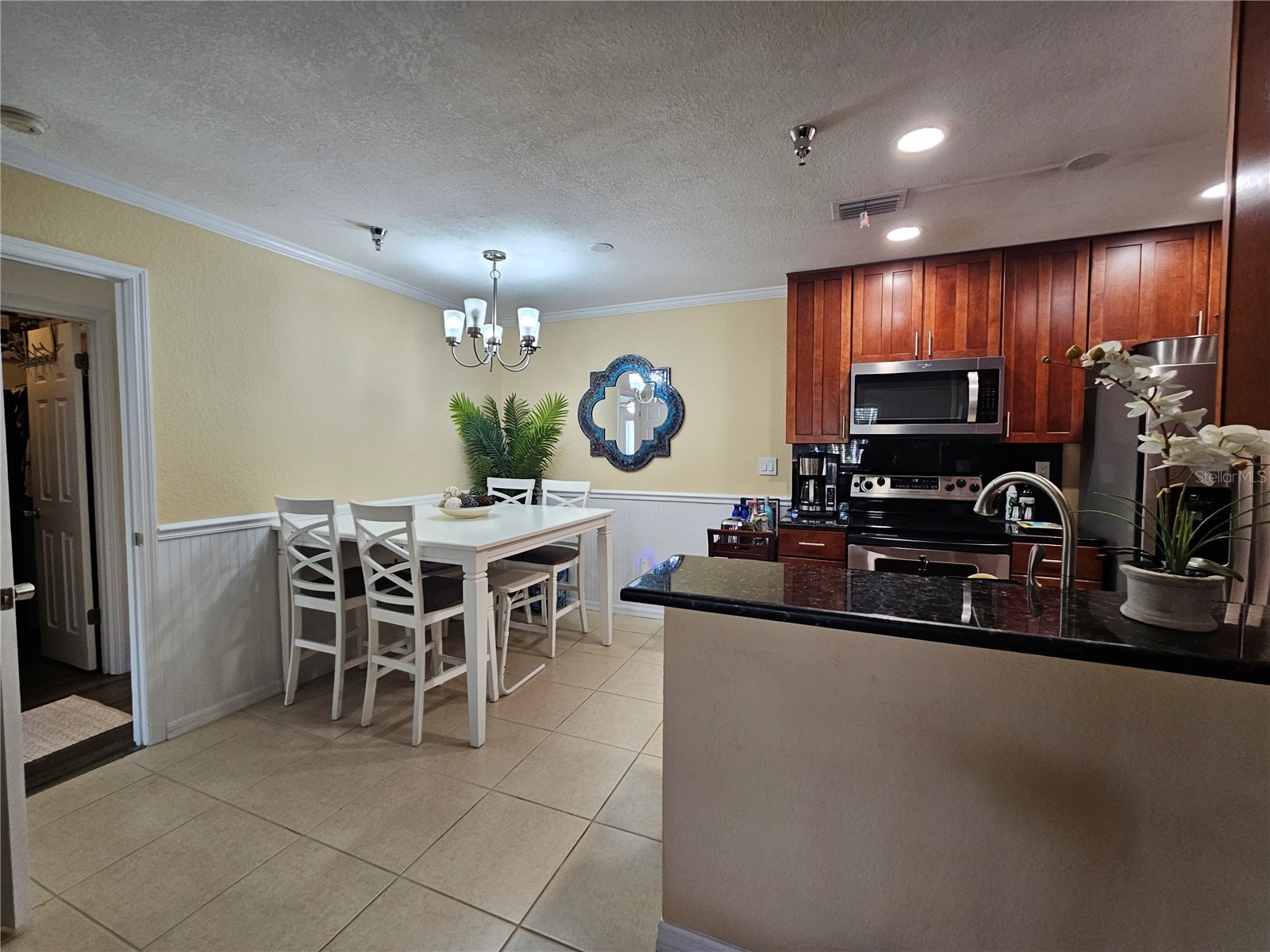 10265 Gandy Boulevard N #1701 Saint Petersburg FL 33702 TB8483291 image10