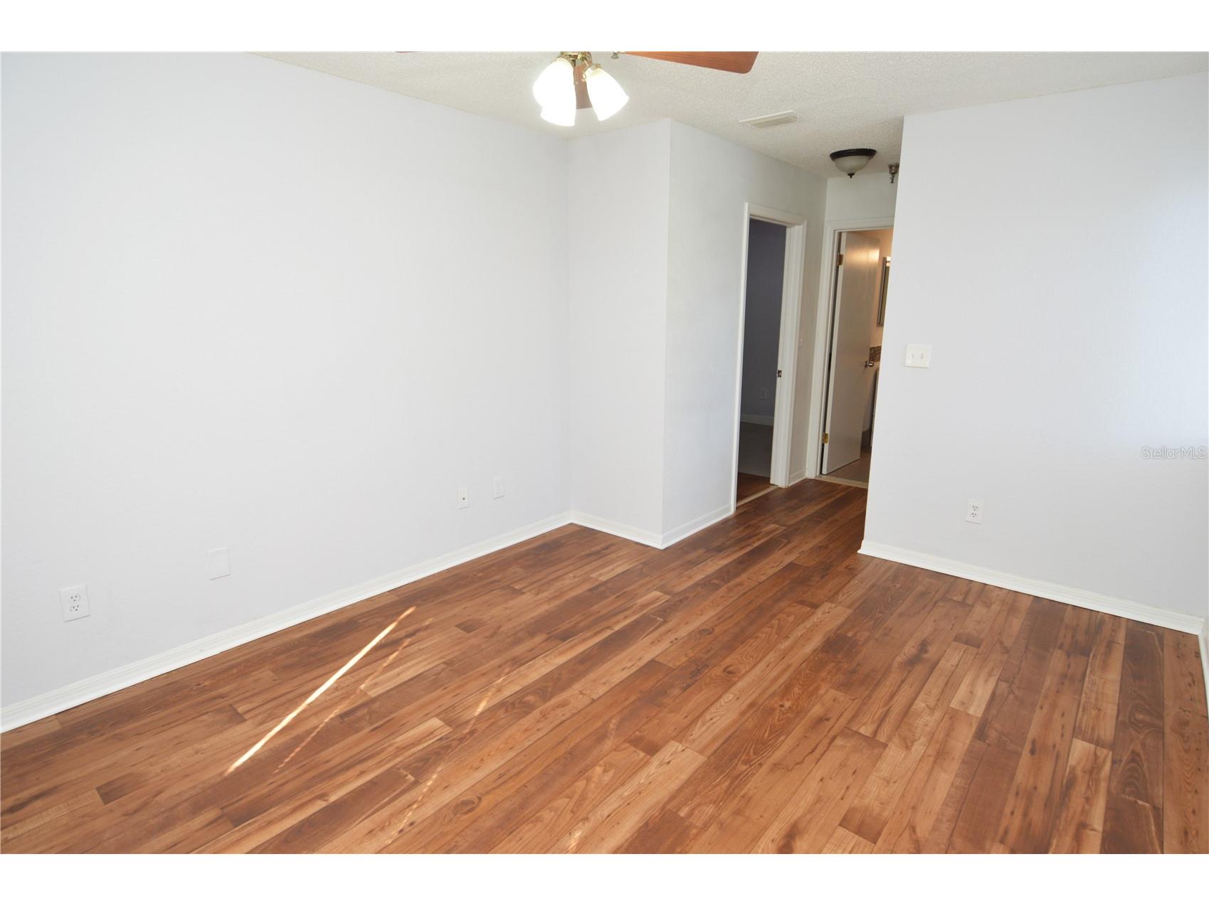 10265 Gandy Boulevard N #1707 Saint Petersburg FL 33702 TB8492901 image25