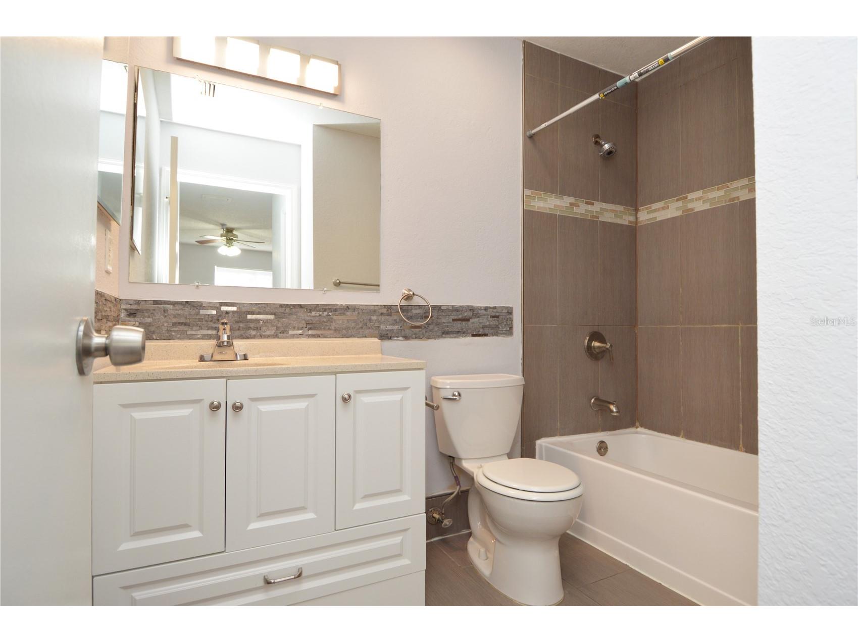 10265 Gandy Boulevard N #1707 Saint Petersburg FL 33702 TB8492901 image32