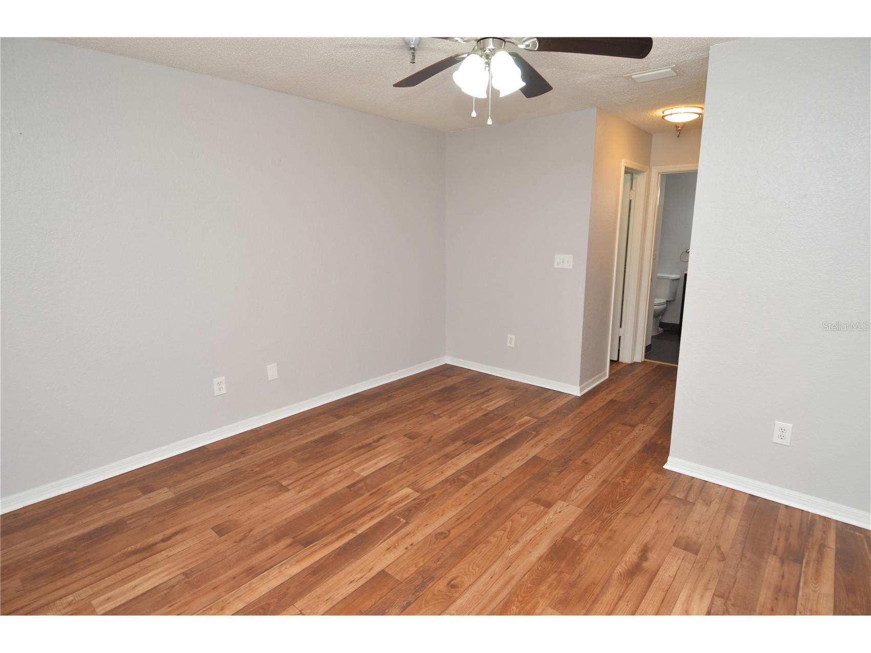 10265 Gandy Boulevard N #1707 Saint Petersburg FL 33702 TB8492901 image41