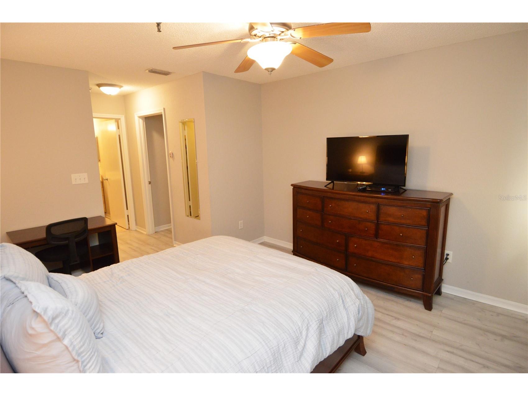 10265 Gandy Boulevard N #1711 Saint Petersburg FL 33702 TB8478275 image41