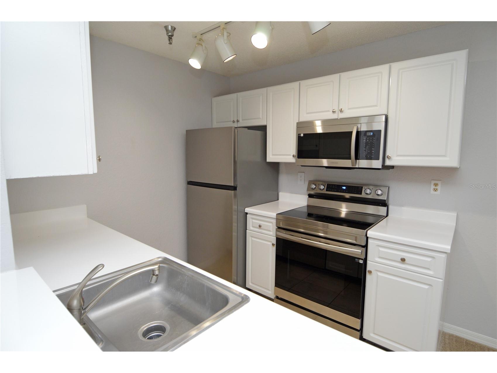 10265 Gandy Boulevard N #1804 Saint Petersburg FL 33702 TB8504809 image7