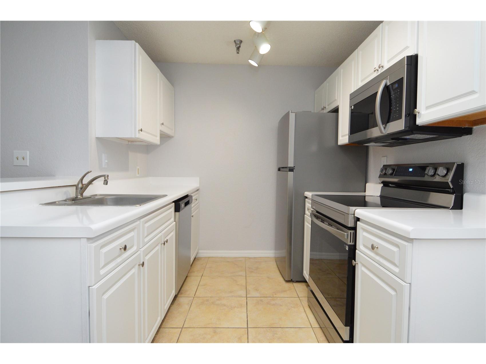 10265 Gandy Boulevard N #1804 Saint Petersburg FL 33702 TB8504809 image9