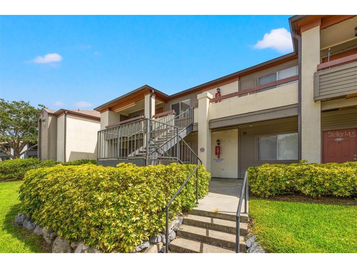 10265 Gandy Boulevard N #802 Saint Petersburg FL 33702 U8220062 image1