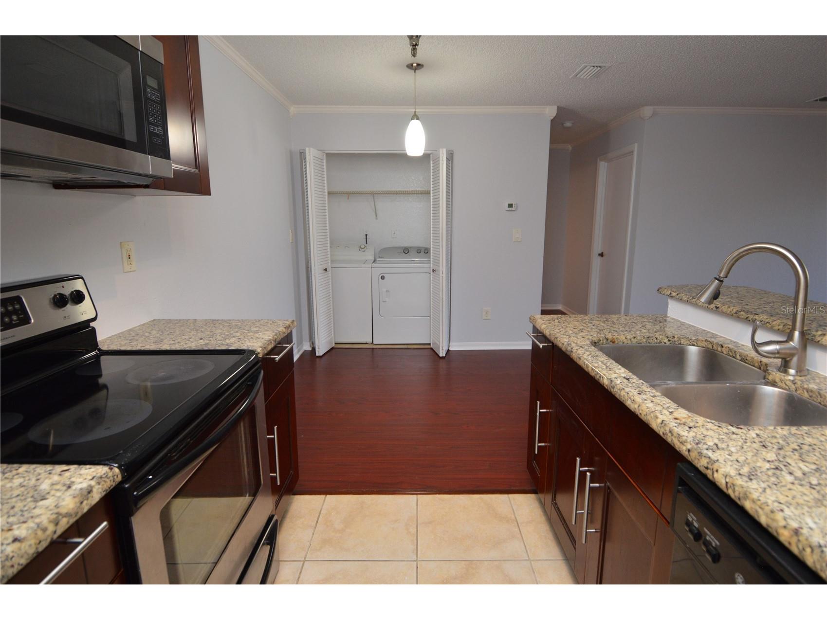 10265 Gandy Boulevard N #907 Saint Petersburg FL 33702 TB8513596 image10